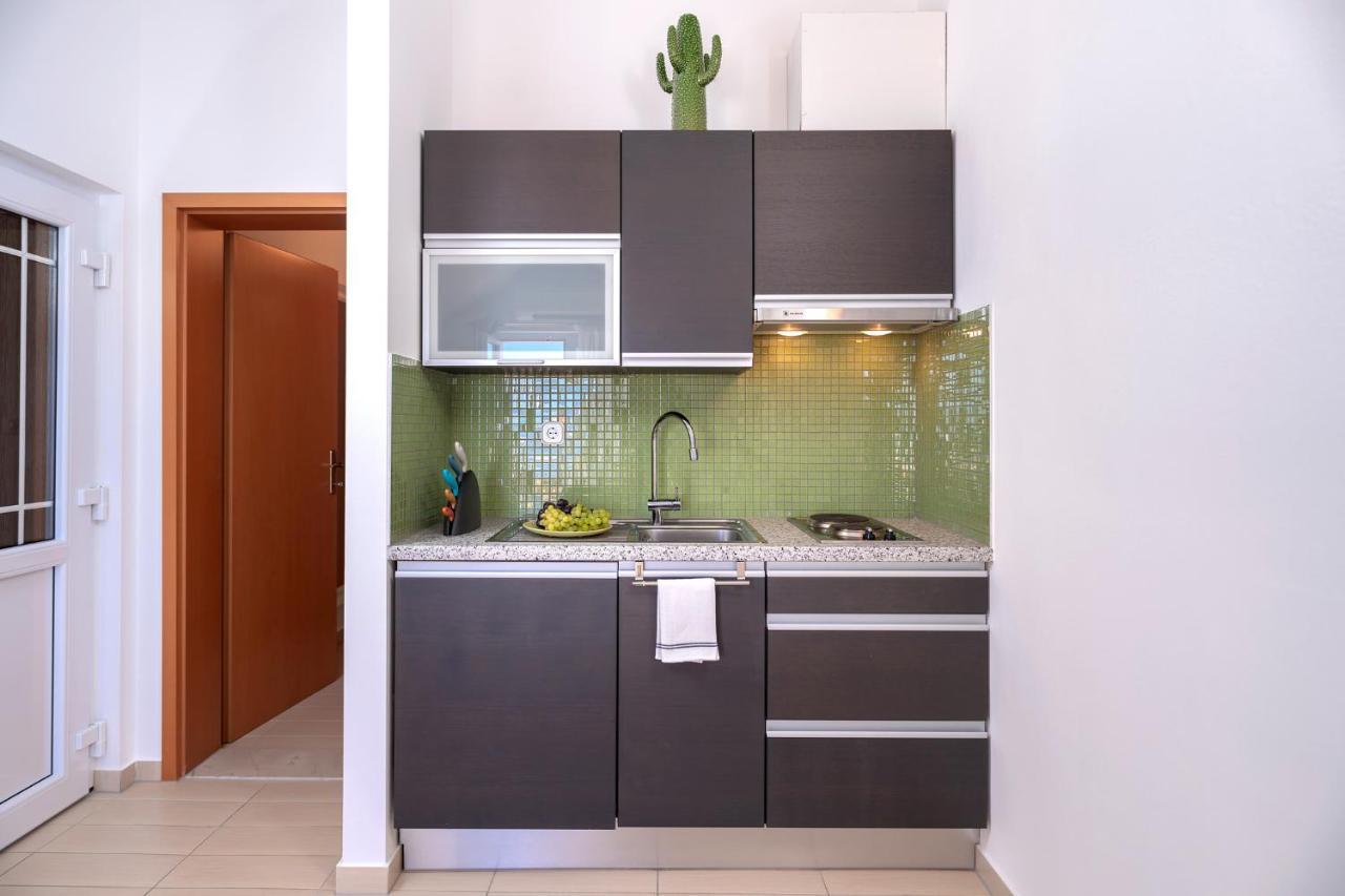 Hektorovic Poolside Apartments 波尔 外观 照片
