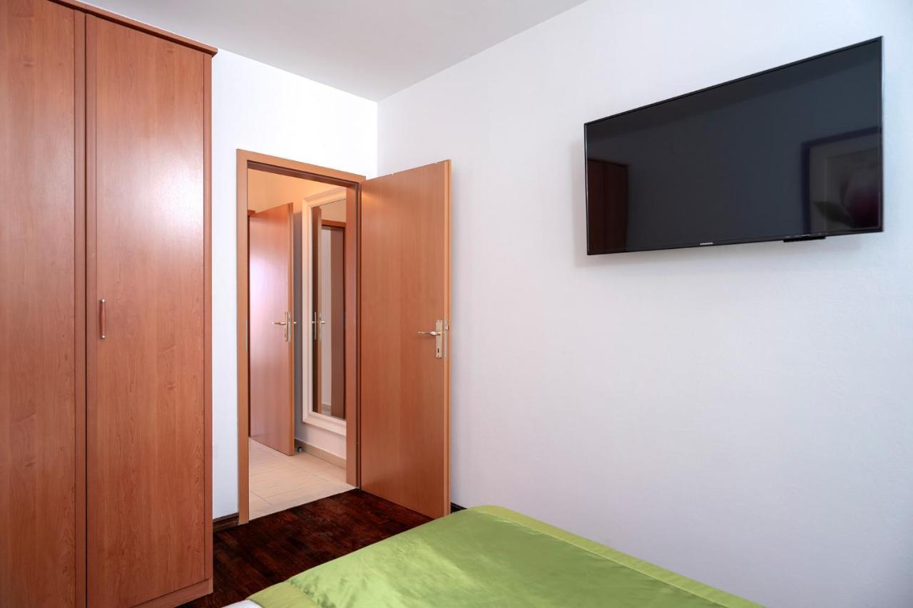 Hektorovic Poolside Apartments 波尔 外观 照片