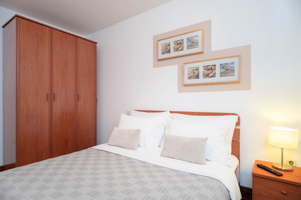 Hektorovic Poolside Apartments 波尔 外观 照片